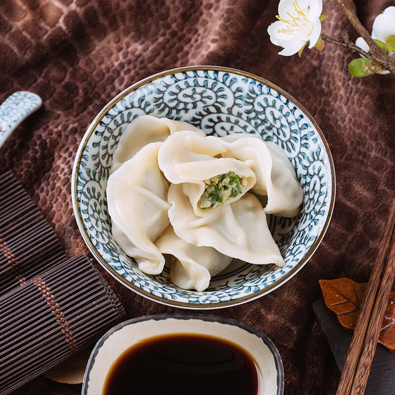 大娘水饺手工捏制荠菜猪肉饺 800g(蒸饺 饺子 煎饺 锅贴 早餐 火锅食材)