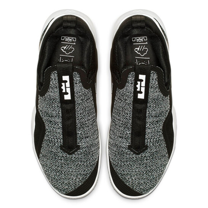 耐克(NIKE)2019春男子篮球鞋AMBASSADOR XI AO2920-003