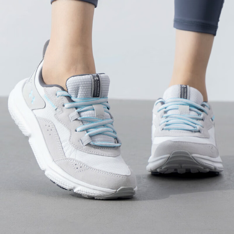 安德玛（Under Armour）女鞋新款轻便透气运动鞋时尚简约舒适缓震跑步鞋3027180-100 ZP高清大图