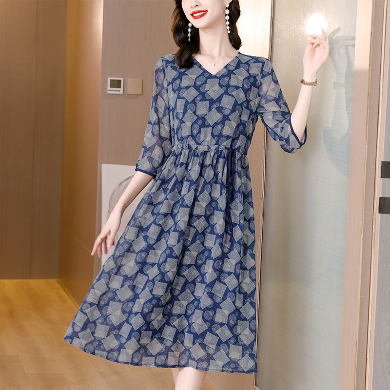 真丝桑蚕丝连衣裙春季2023年新款妈妈宽松遮肚子显瘦裙子高清大图