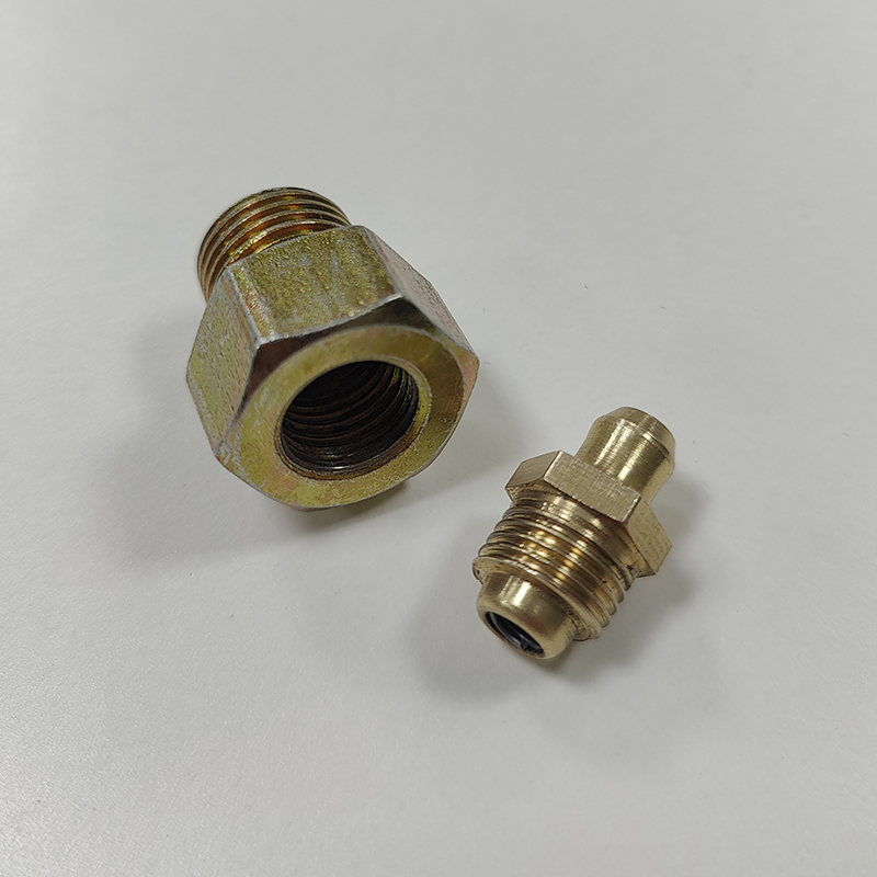 洋蝲蝲 外丝油嘴接头 16*18mm 个高清大图