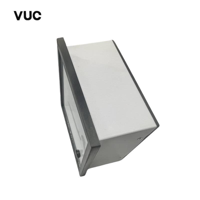 VUC 电压表 6L2(0-450)V 块
