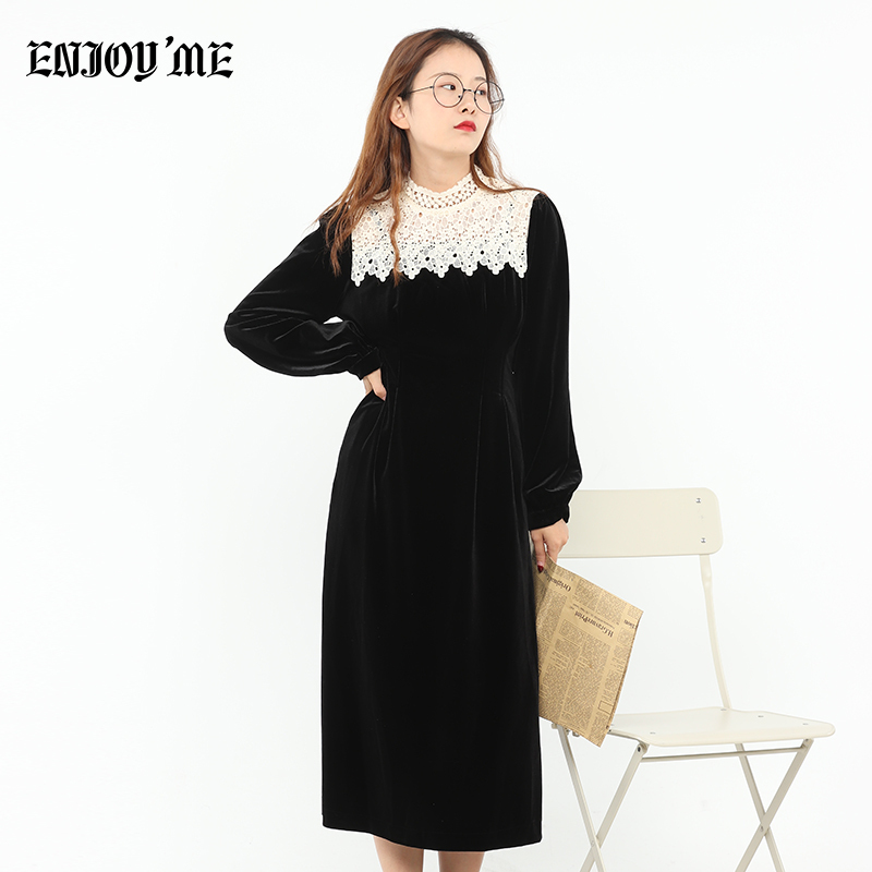 ENJOY’ME女装2020春季新品镂空蕾丝拼接领丝绒长袖连衣裙