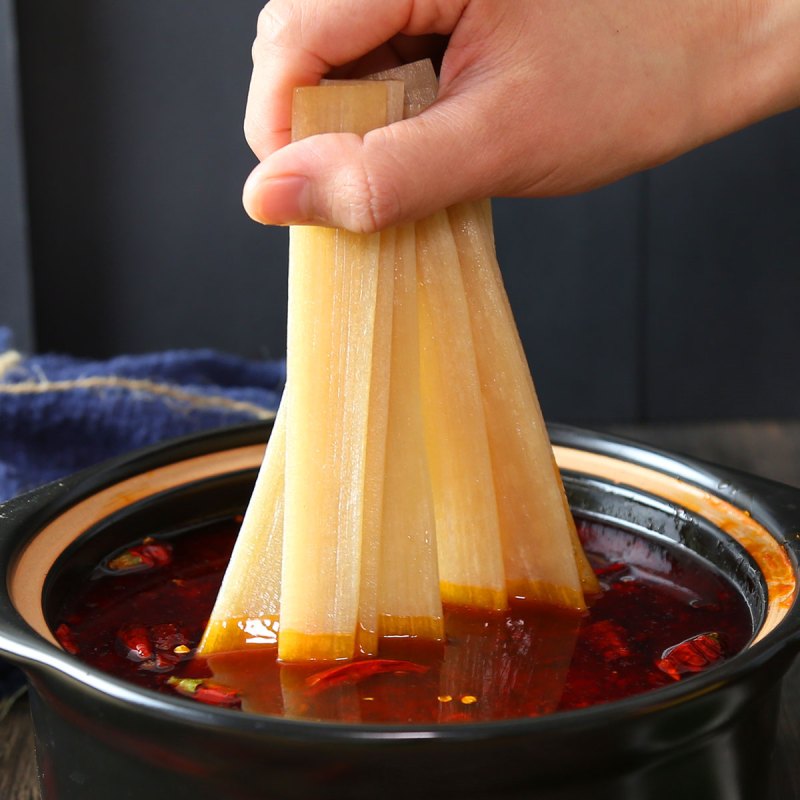 四川火锅粉宽鲜粉 红薯川粉宽粉条 湿粉 速食粗苕粉 苕皮粉240g