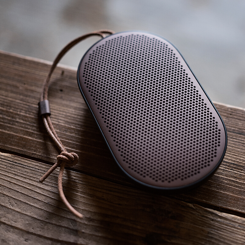 B&O/B&O BeoPlay P2 无线超小便携蓝牙音响 户外健身迷你小音响 免提通话 持久续航 超长待机 棕色