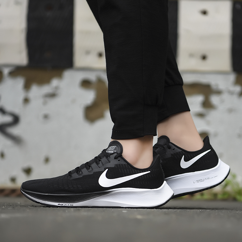 耐克 男子跑步鞋 NIKE AIR ZOOM PEGASUS 37 气垫缓震跑步鞋 BQ9646-002