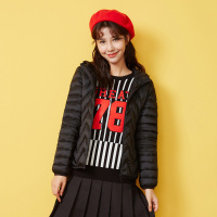 【1件2.5折价：52.3】美特斯·邦威超轻羽绒服女直筒型冬装新款休闲带帽外套潮商场同款