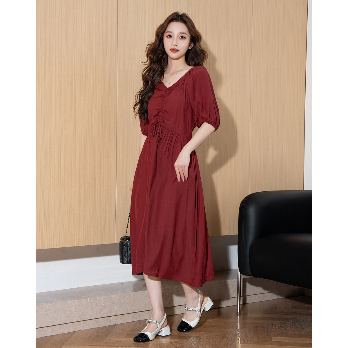 [2.5折价77元]唐狮夏季泡泡袖V领连衣裙女可爱温柔休闲中长裙百搭休闲