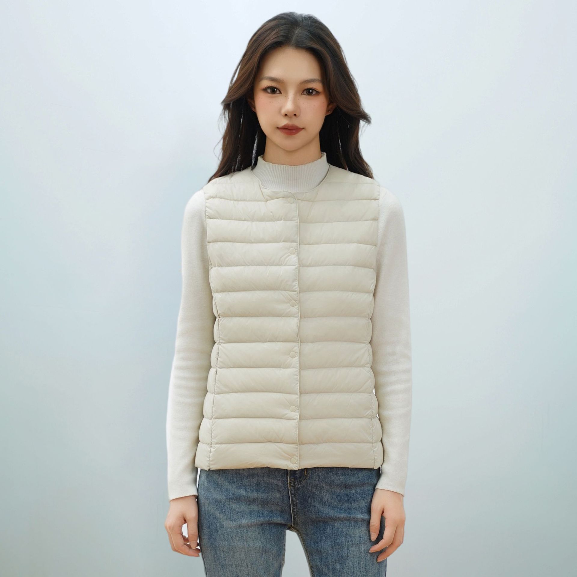 女式新国标90绒新款女装圆领V领轻便羽绒服背心羽绒马甲高清大图