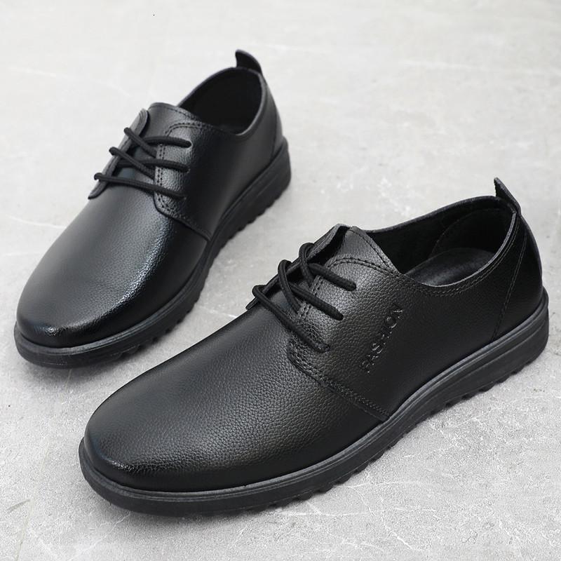 骆驼潮秋季男皮鞋厨师鞋防滑防水防油厨房上班鞋肯德基黑色工作皮鞋男