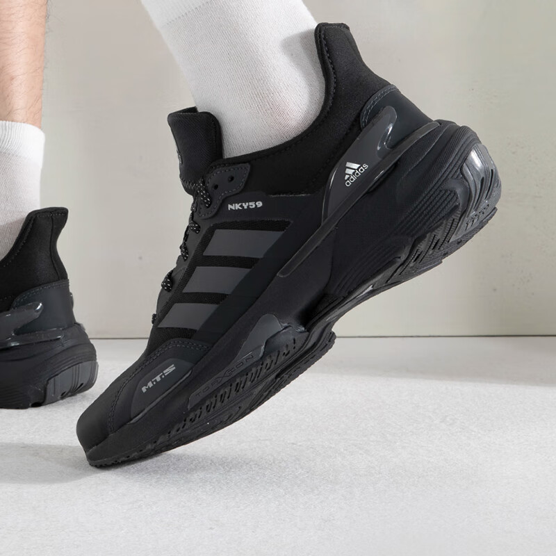 Adidas/阿迪达斯男鞋新款时尚透气厚底休闲运动跑步鞋 IE3221 ZP高清大图