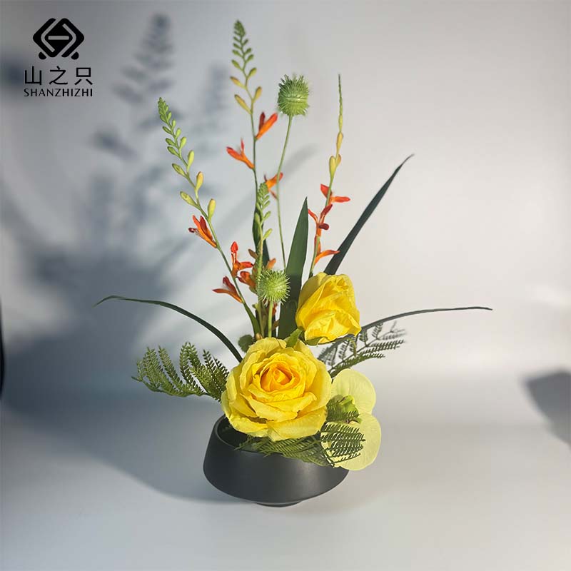 山之只 玫瑰蝴蝶兰仿真花 MZ0149 个高清大图