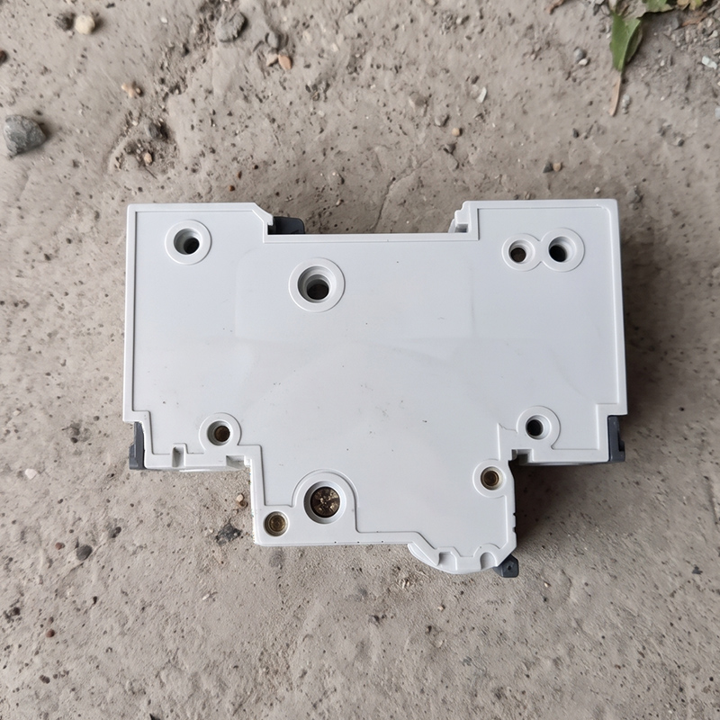 依梵思 断路器 5SY5102-7CC 个高清大图