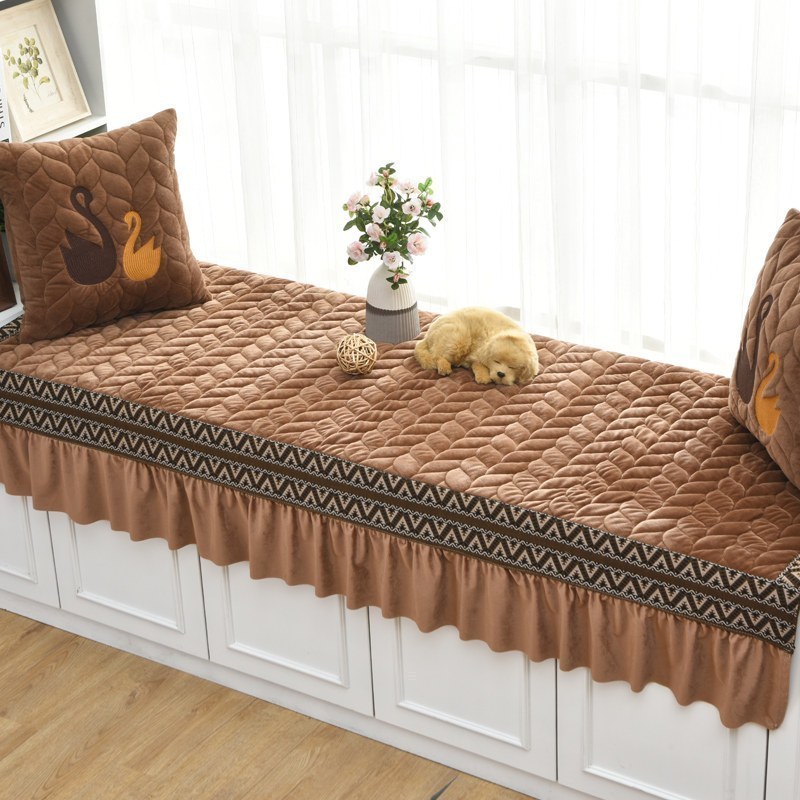 汐岩飘窗垫毛绒窗台垫秋冬阳台垫子飘窗装饰可定制防滑榻榻米垫美式 裙摆无天鹅-咖色90*120cm