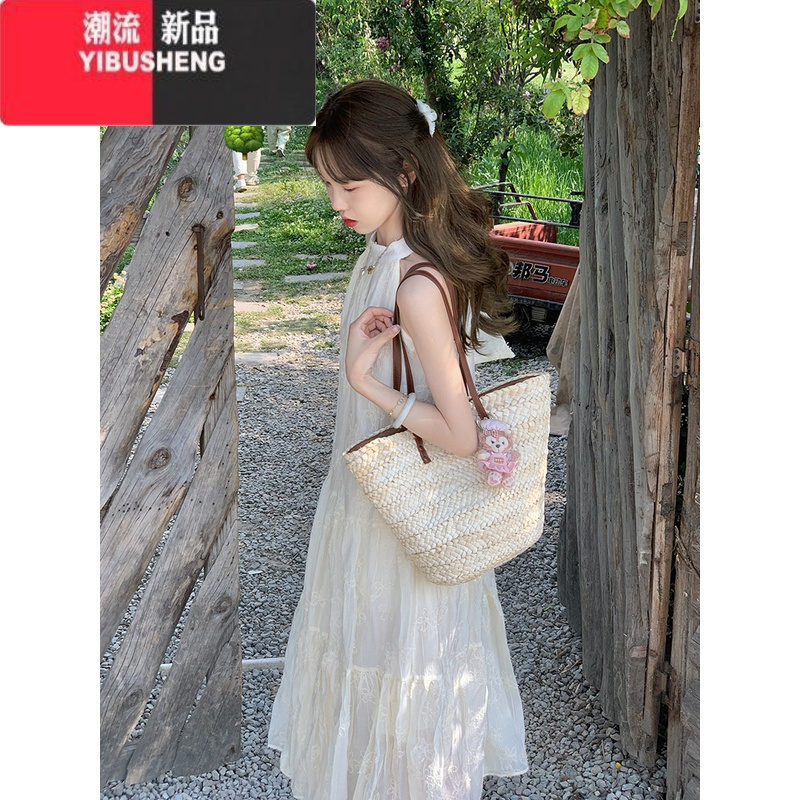 YIBUSHENG法式蕾丝挂脖连衣裙女装季新款气质露肩吊带裙海边度假长款裙子