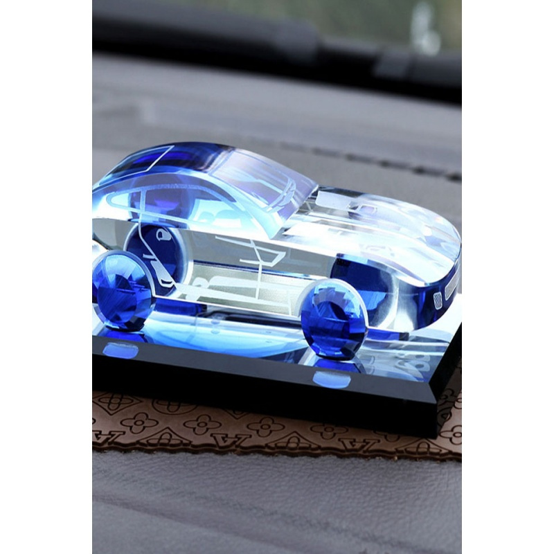 适用于汽车摆件车内饰品车饰车载水晶车模型香水座式用品创意车上装饰