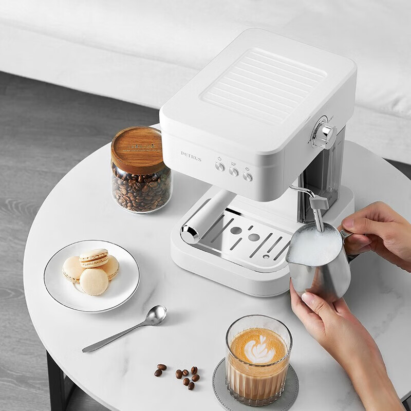 柏翠奶白色意式压力咖啡机PE2170高清大图