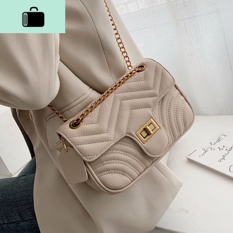 流行的包包女2020新款潮韩版百搭斜挎小包高级洋气时尚链条小方包new