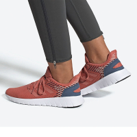 Adidas/阿迪达斯 女式透气缓震轻便耐磨防滑跑步鞋 EE8502