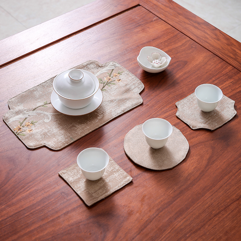 家柏饰(CORATED)新中式禅意桌旗茶几餐桌装饰布长条北欧现代简约电视柜五斗柜盖巾 映满帘-香槟 杯垫-圆形13cm高清大图