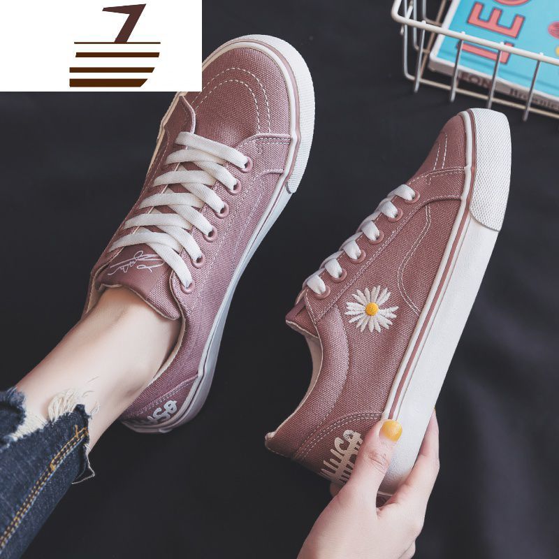 尗卡网红鞋子女超火抖音板鞋女权志龙小雏菊帆布鞋女2020款小白鞋女