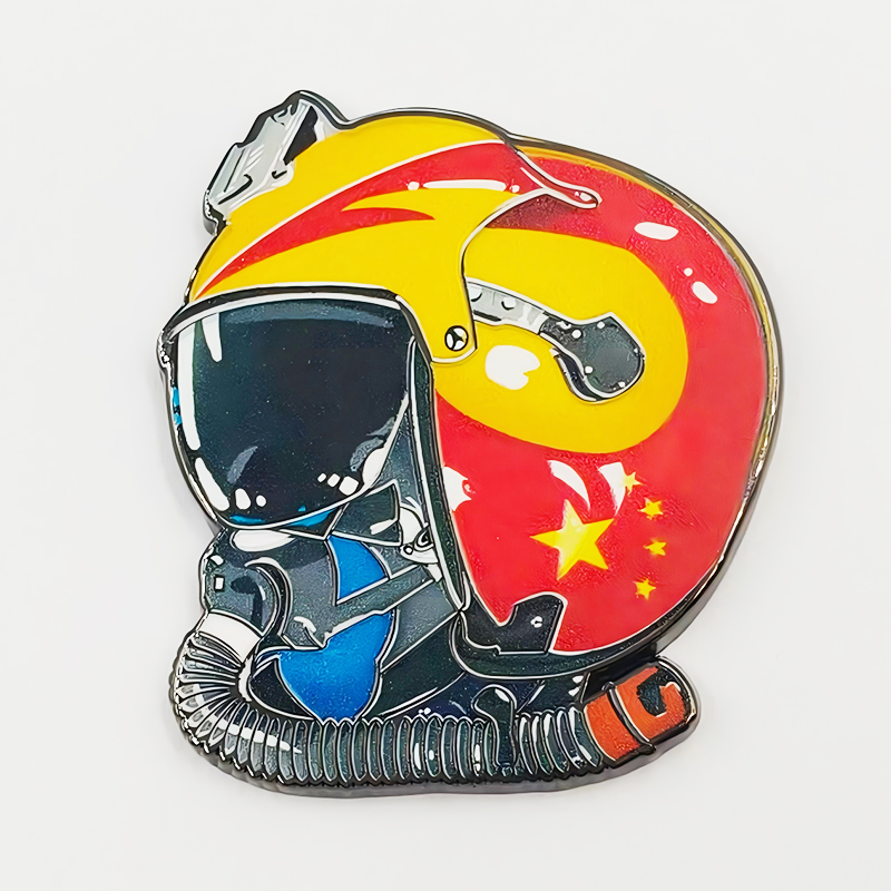 酷美智悦长春航展纪念品金属徽章(烤漆头盔)8*8cm 个高清大图
