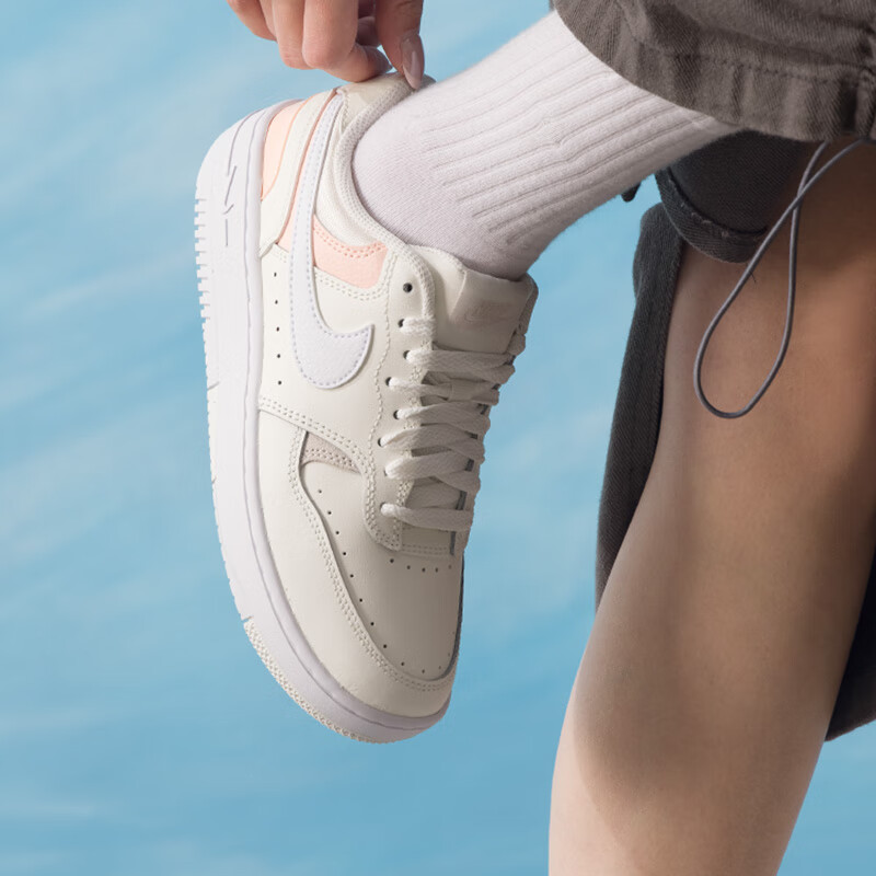 耐克（NIKE）女鞋新款时尚潮流户外休闲鞋耐磨透气低帮休闲鞋板鞋DX9176-120 ZP高清大图