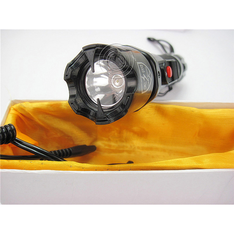 spike户外高压电击器防身电警棍电棒远射手电电警棍充电筒电器防狼