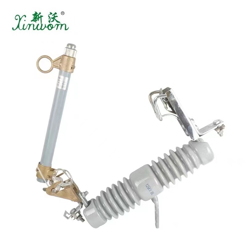 新沃 XINWOM 跌落开关 RW12-15/200A 组/3个高清大图