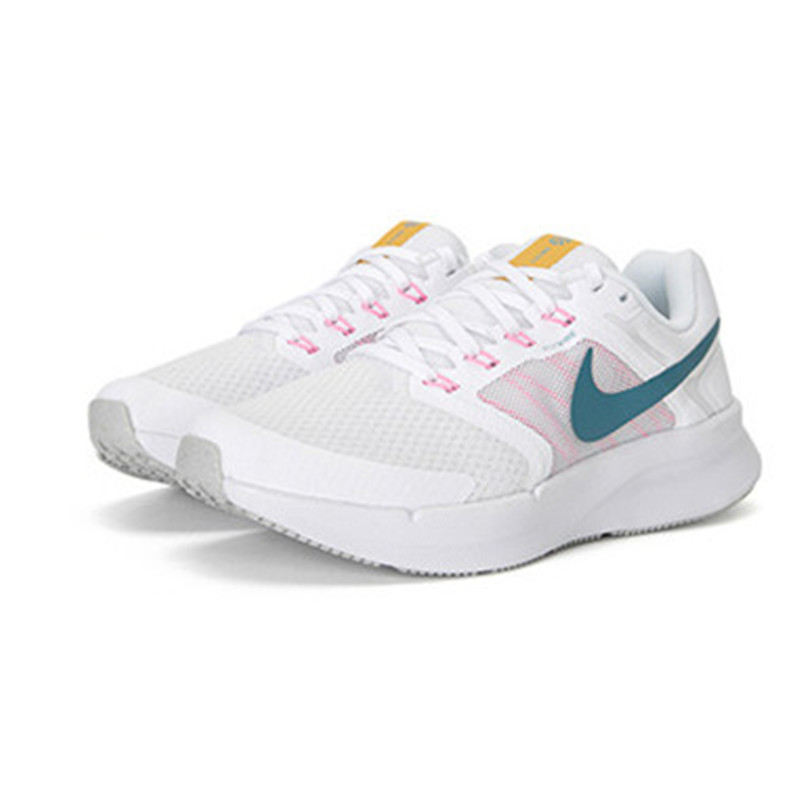 Nike耐克跑步鞋女鞋RUN SWIFT 3 女子公路跑步运动鞋DR2698-100