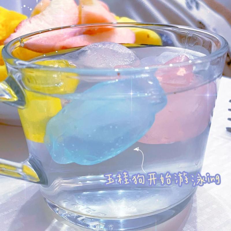 三丽鸥可循环使用冰块12个装 名创优品三丽鸥可循环使用冰块12个装MINISO速冻冰镇神器冰粒家用
