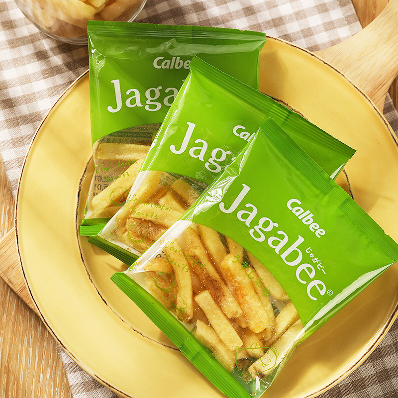 [临期特卖]日本进口Calbee/卡乐比经典原切薯 条淡盐原味75g(2024.08.01到期)高清大图