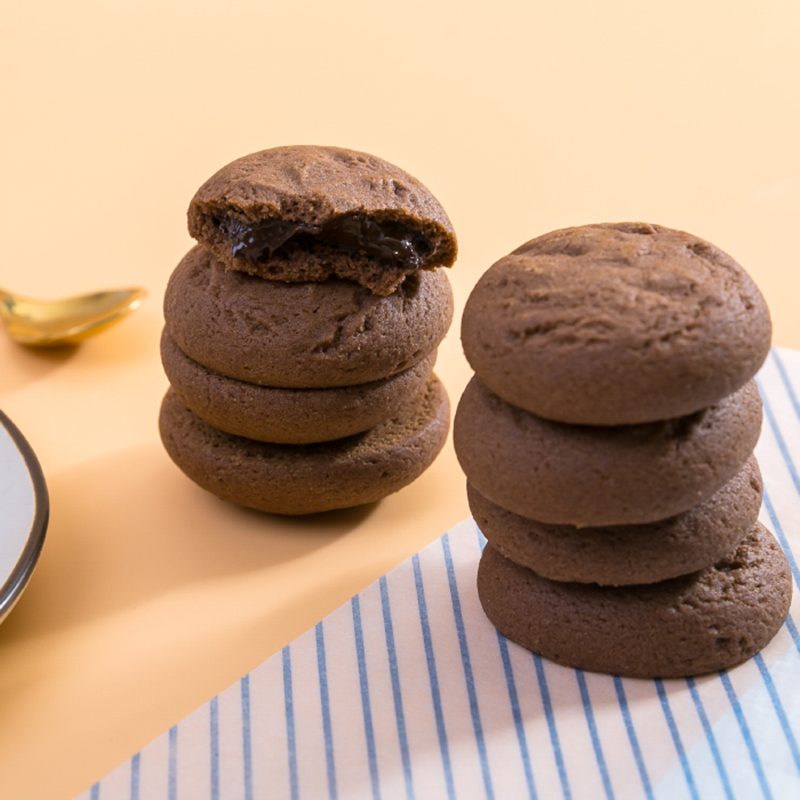 ytatawa巧克力味夹心曲奇饼干