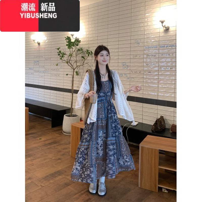 YIBUSHENG水墨烟尘~民族度假风复古碎花吊带裙女季气质连衣裙长裙
