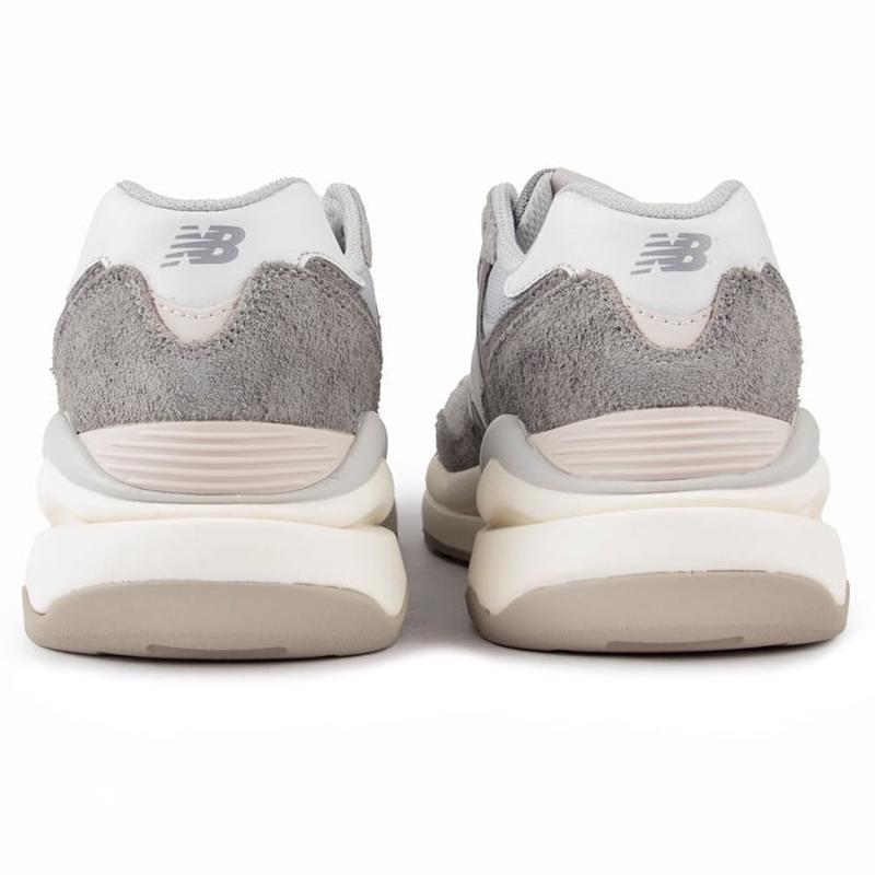 新百伦(new balance) 57/40 运动休闲跑步鞋小白鞋男款 时尚百搭 官方