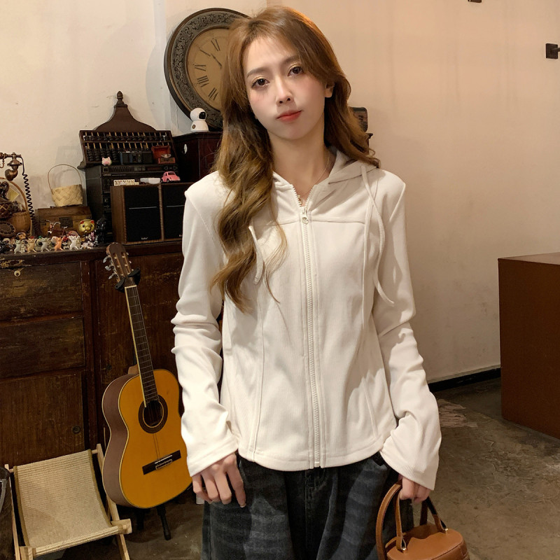 唐狮春季女连帽短款净色长袖外套简约百搭辣妹时尚潮
