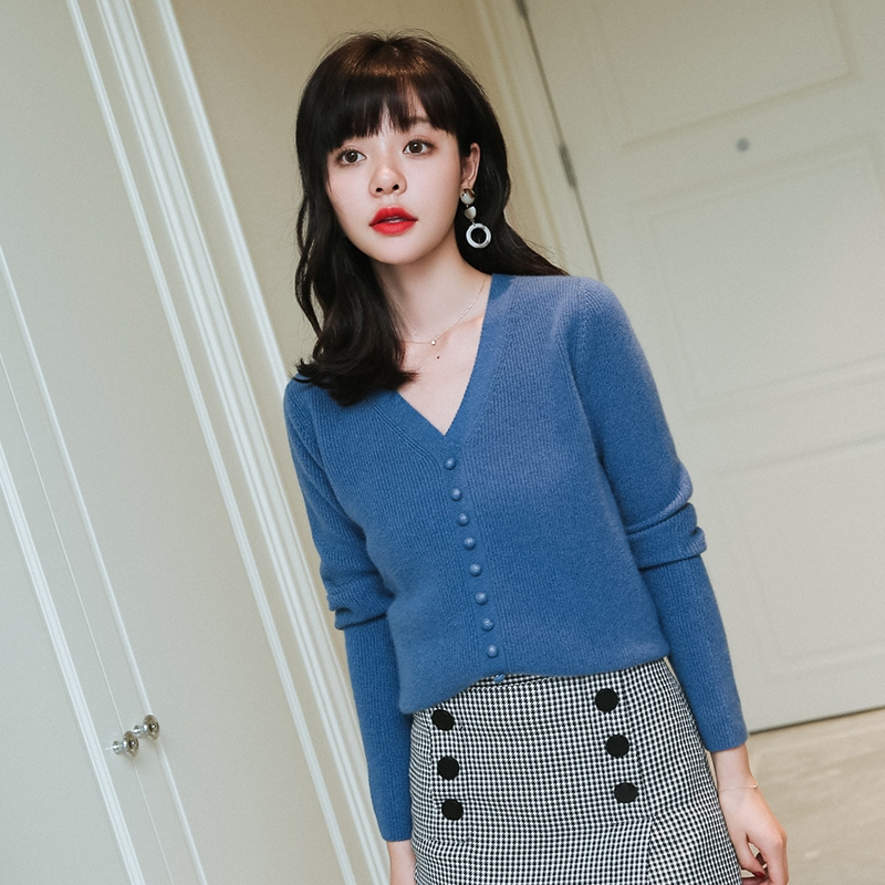 秋冬新款女士V领山羊绒衫套头假开衫修身百搭毛衣打底针织衫