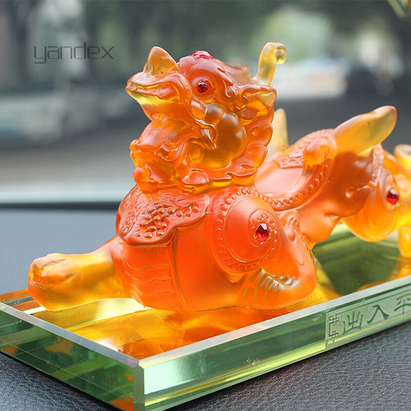 适用于汽车摆件貔貅平安车载饰品香水座车内饰品