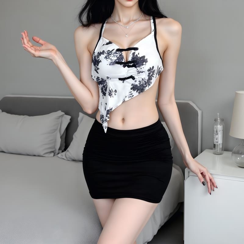 长夜漫漫情趣内衣新中式古典水墨包臀裙纯欲复古挂脖肚兜套装2401 黑白色 均码(80-130斤)