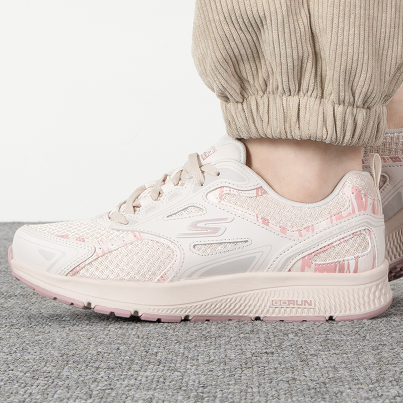 Skechers斯凯奇女鞋新款休闲网面透气运动跑步鞋128270-NAT ZP高清大图