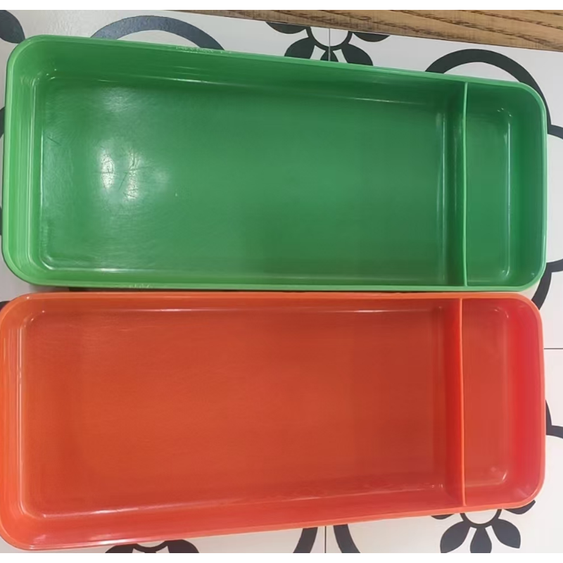 PP可微波餐盒 盖子20.2cm*13.2cm*0.8cm餐盒24.8cm*13cm*5cm(货期20天左右)