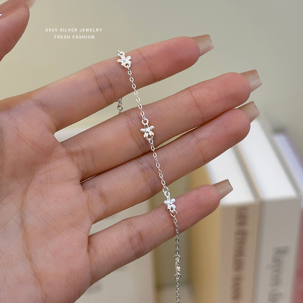 s925纯银小花手链女森系甜美小清新韩版时尚简约百搭花朵手饰批发送女朋友老婆情人节七夕生日礼物