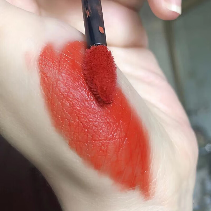 迪奥(Dior)烈焰蓝金持久哑光锁色黑管唇釉持妆口红 红管唇釉539 杏桃橘粉高清大图