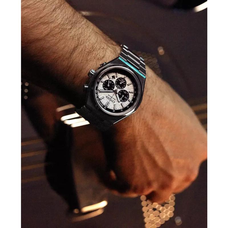 西铁城(CITIZEN)光动能钛合金男士石英计时腕表43mm防水耐刮蓝宝石镜面高清大图