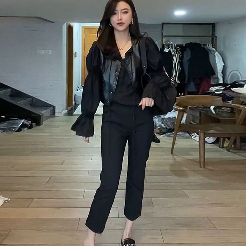 复古法式泡泡袖长袖衬衫套装女2021秋季新款设计感pu皮马甲上衣潮