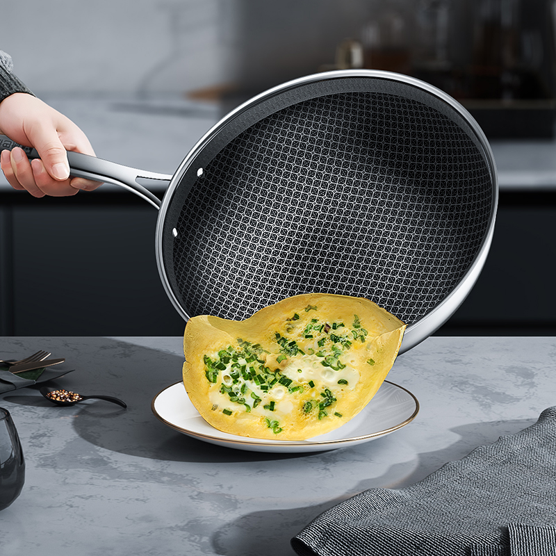 康巴赫0氟蜂窝炒锅套装32cm（带304铲勺、蒸笼）高清大图