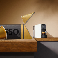 Nespresso 胶囊咖啡机 Essenza Mini C30 小型迷你意式进口全自动家用咖啡机