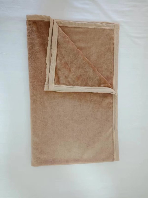 紫燕沙 防寒毯 900*1500mm 绒毯 条高清大图
