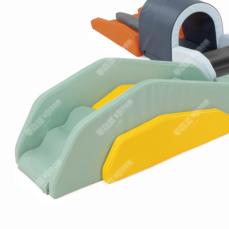 华森葳 火车攀爬组合C高清大图