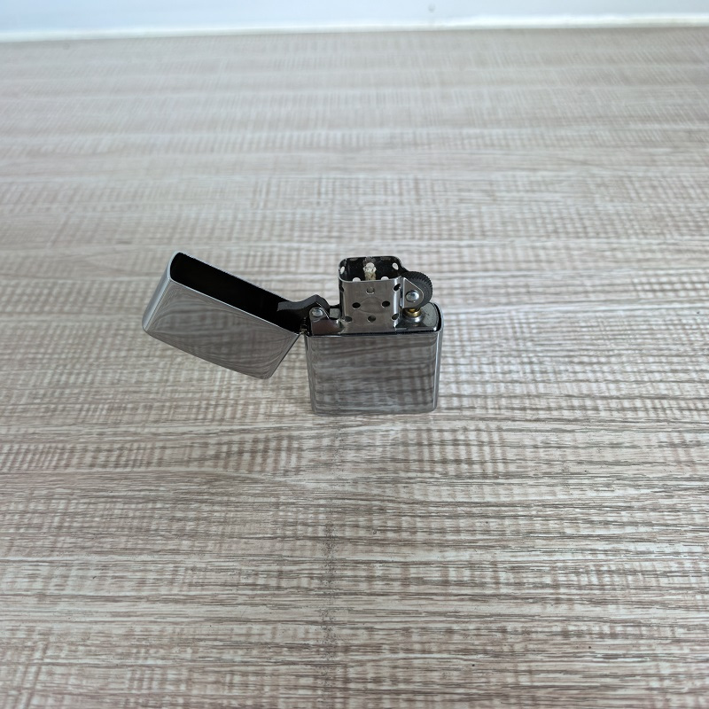 金属打火机